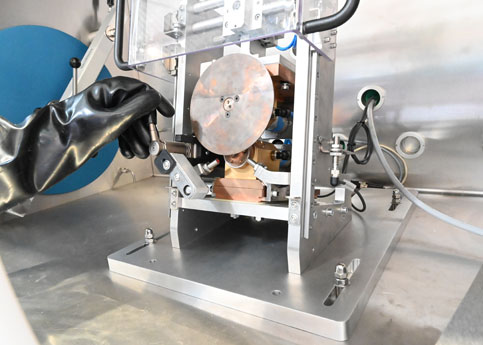 Fabrication d’une machine spéciale de soudure pour composant électro-mécanique de précision 01