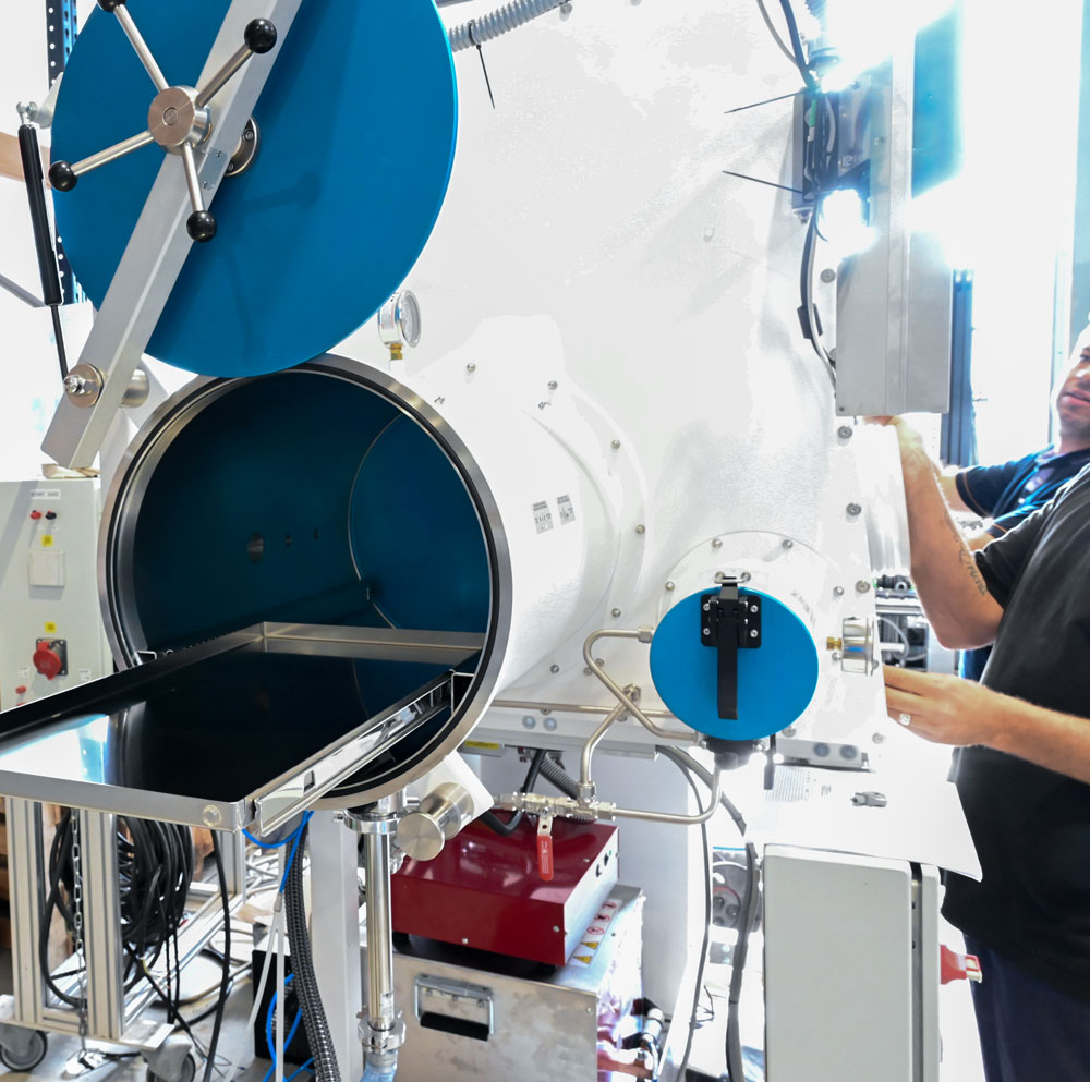 boite-à-gants-machine-spéciale-SPECIGONE-soudure-orbitale-gaz-inerte-Rhone-Isère-Loire